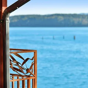 https://salishan-tree-house-suite.vancouver-hotels-bc.net
